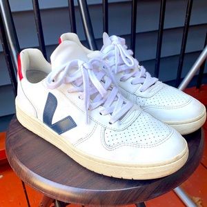 Veja V-10 LEATHER WHITE NAUTICO PEKIN